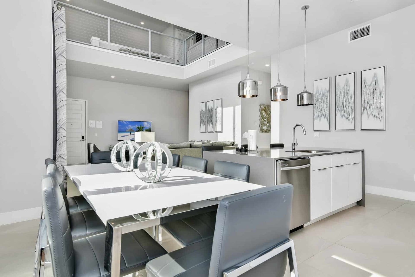 Orlando Presidential Tour | Four-Bedroom Condo with Loft (2 Available)