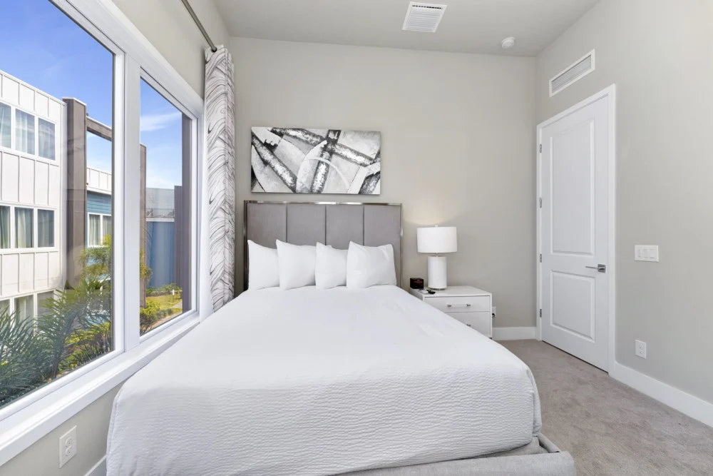 Shared Luxury Housing – Reunion Resort (Optional)