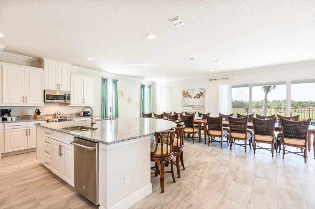 13-Bedroom Luxury Golf Course Pool & Spa Home